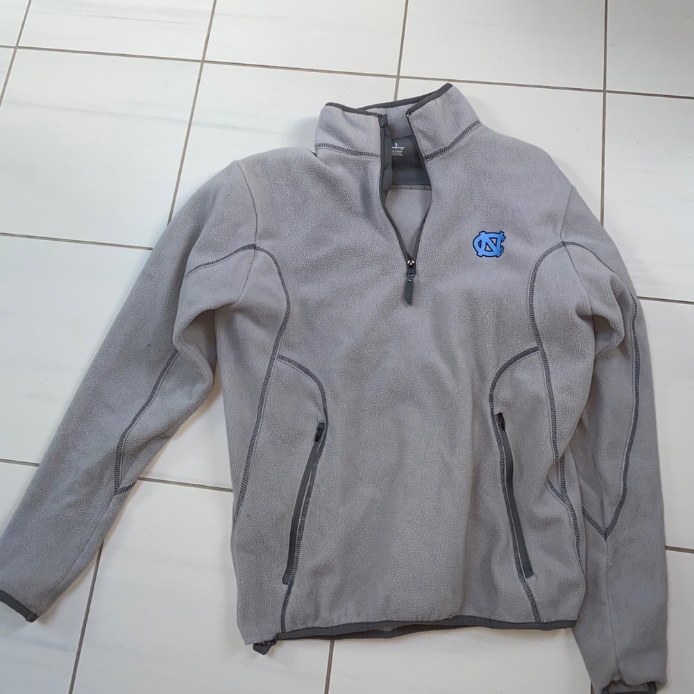 UNC quarter zip sweathshirt